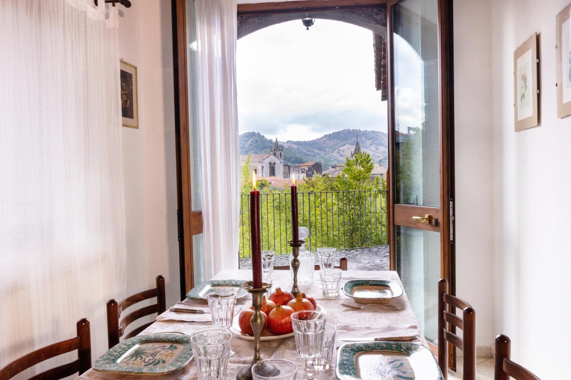Hotel Palazzo Previtera Linguaglossa Pokój zdjęcie